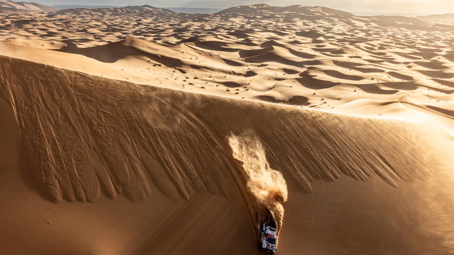 nasser-al-attiyah-DAKAR-900