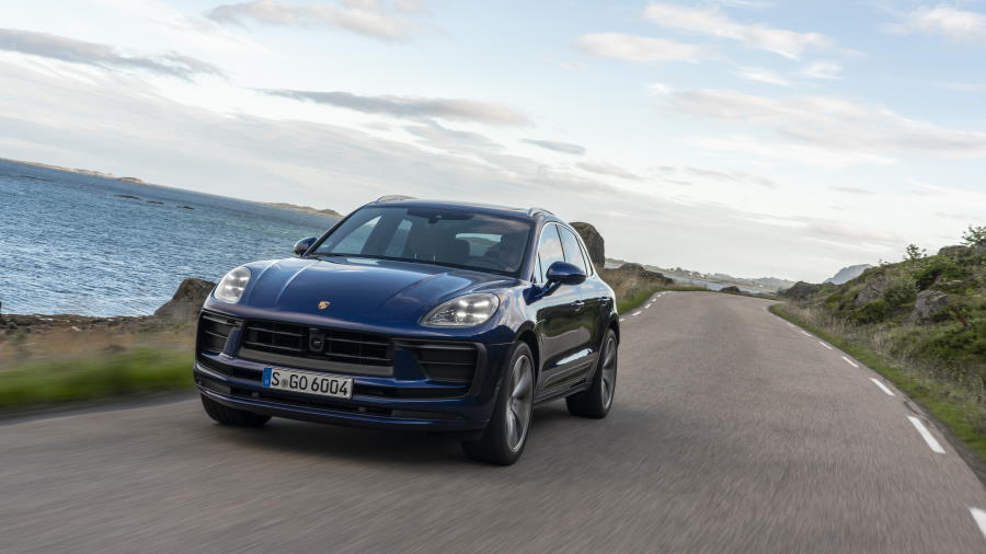 Porsche-Macan-1-900