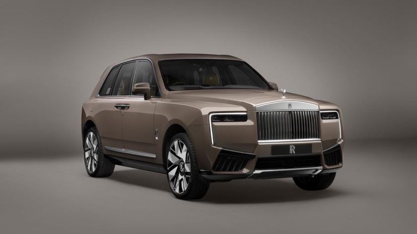 Rolls-Royce-Cullinan-840